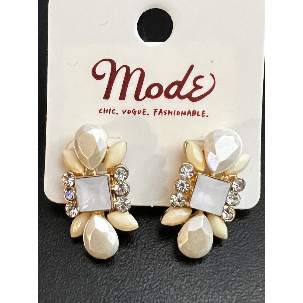 Mode Gorgeous White Cream & Faux Diamond Fancy Stud Earrings